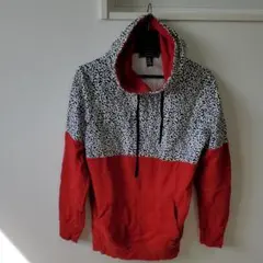 FOREVER 21　プルオーバーパーカー　レオパード　レッド　豹柄ヒョウ