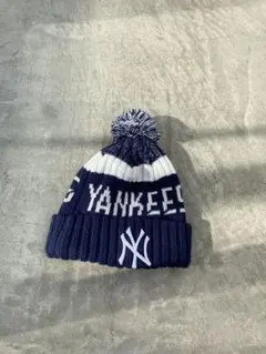 ニューエラ　ニューヨークヤンキース　ニット帽　ビーニー　ポンポン