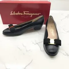【未使用品】Salvatore Ferragamo フェラガモ ヴァラ パンプス