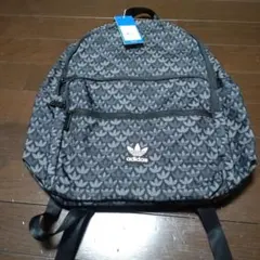アディダスオリジナルス　リュック　バックパック　モノグラム