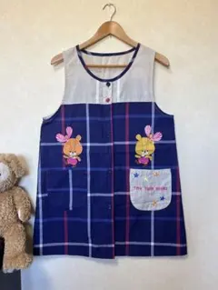 保育士エプロン　くまのがっこうエプロン　ルルロロエプロン
