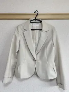 anySiS ベージュジャケット ビジュー付き