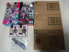 新品 S.H.Figuarts 仮面ライダーリバイス セット