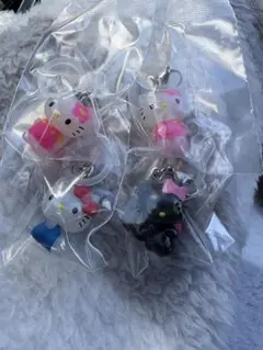 ハローキティ　めじるしアクセサリー　4個セット