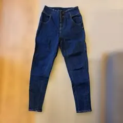 Item thumbnail for item 54ceac7f-b8ea-4b07-b56d-7ab814d0a932