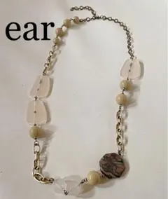 イアパピヨネ　ネックレス