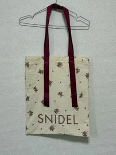 即購入◎ SNIDEL 花柄 トートバッグ ノベルティのサムネイル