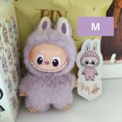 【正規品】 ラブブ イニシャル M ぬいぐるみ ペンダント ポップマート