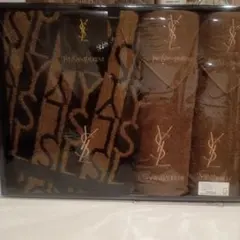 新品未使用　イブサンローラン　バスタオルセット