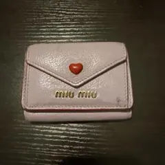 即購入⭕️値段交渉可能⭕️miu miu ミュウミュウ　ラブレター型 財布　正規品のサムネイル