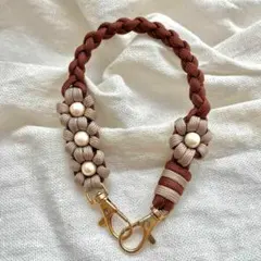 ストラップ　スマホ　パラコード　ハンドストラップ　フラワー　ピンク　ブラウン