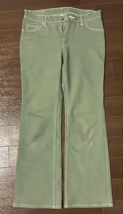 ビースリー 緑色 フレアパンツ ハートポケット 36サイズ