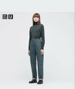【UNIQLO U】レギュラーフィットストレートハイライズジーンズ