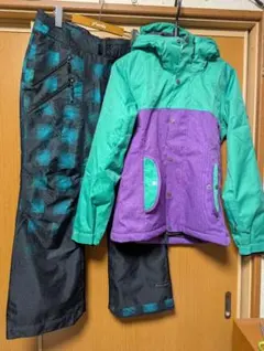 Item thumbnail for item 427611e2-b5ac-4aa8-848e-2dcbda42b0f2