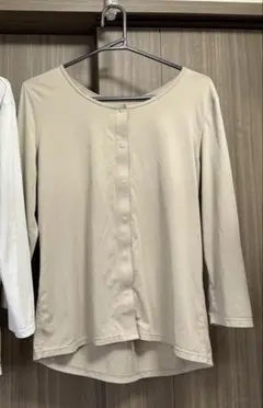 UNIQLO ユニクロ　エアリズム　前あきUネックTシャツ(8分袖) M