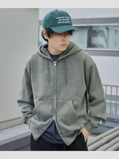 Item thumbnail for item 237c4eb2-422d-4b16-85a5-41ff42520054