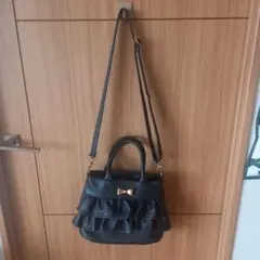 ショルダー&ハンドバッグ　フリル　リボン
