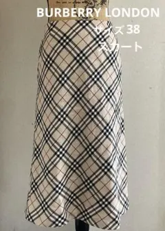BURBERRY LONDON バーバリーロンドン ノバチェック　スカートのサムネイル
