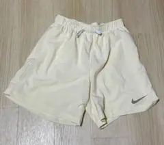 NIKE ナイキ ハーフパンツ ショートパンツ クリーム色
