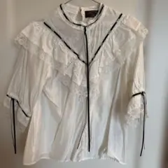 axes femme レース×フリル ブラウス リボン付き ホワイト