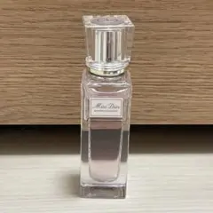ms Dior ヘリン愛用香水 - メルカリ