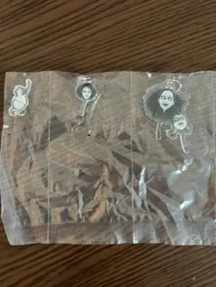 【未開封】伊藤潤二 マニアック 首吊り気球 3連アクリルチャーム　ガチャ