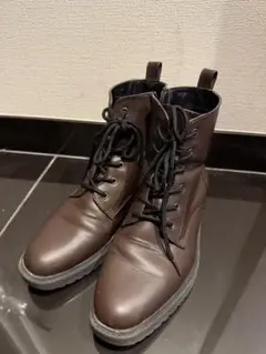 レースアップブーツ
