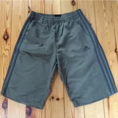 adidas アディダス ハーフパンツ中古