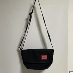 マンハッタンショルダーバッグ　ブラック