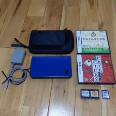 Nintendo DSi LL ブルー 本体　動作確認　初期化済　ソフト４本付