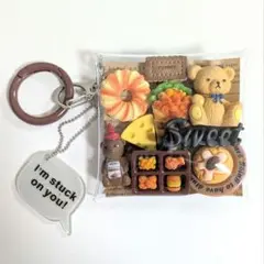 ミニチュアスイーツデコポーチ♡くまカフェ風 チョコ ドーナツ キーホルダー