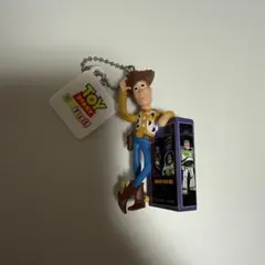 トイ・ストーリーホテル　ウッディ　キーホルダー