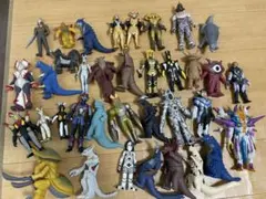 廃盤 絶版 人気ウルトラ怪獣 ソフビ フィギュア 大量まとめ売りのサムネイル