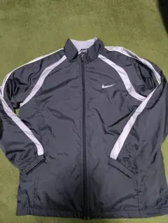 nike ナイロンジャケット