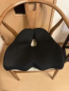 Item thumbnail for item 9b4ad2f1-f327-4230-82ee-75a79a35c0a1