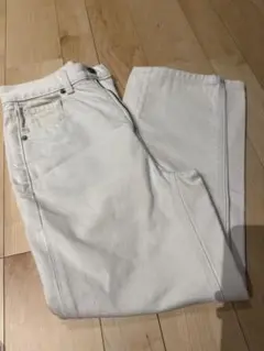GU ホワイト ストレートデニム S