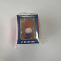 Dick Brunaミニチュアパッケージチャーム 雪の日のミッフィー