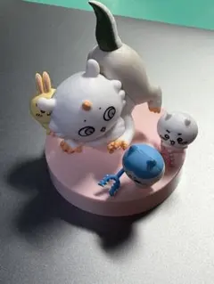 ちいかわ　討伐シーンフィギュア　あのこ　ハチワレ　うさぎ