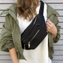 SHEENA ナイロンボディバッグ