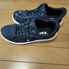 【新品未使用】EDWIN スニーカーブラック24.0cm　箱無のサムネイル