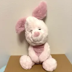 ディズニー　くまのプーさん　ピグレット　うとうと　ふわふわ　ぬいぐるみ