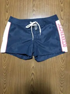 Item thumbnail for item 9c7c93ea-8dd3-475e-ae84-7bce3714a629