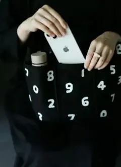 Item thumbnail for item d1051420-f8a4-42e6-9381-d4becc7ec6f3