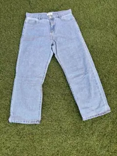 ジーパン　ライトブルーデニムストレートパンツ