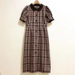 クラシカルチェック襟付きタイトワンピース　ブラウン　Sサイズ