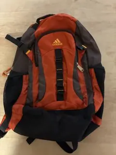 adidas バックパック オレンジ/グレー