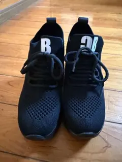 ブラック インヒール　スニーカー