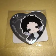 文豪ストレイドッグス ハート型缶バッジ（芥川） - メルカリ
