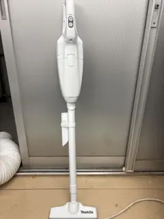 Makita マキタ 充電式クリーナー CL107FDのサムネイル