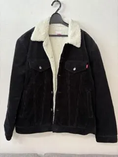 Item thumbnail for item 270afb73-42a4-42e7-93a2-e8a080cd95cc